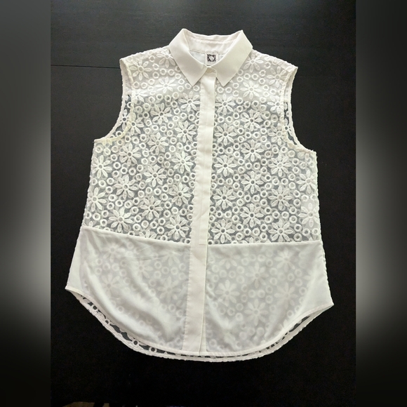 Vintage 90's, Anne Klein, sleeveless, embroidered, bottom down blouse. - Picture 1 of 11